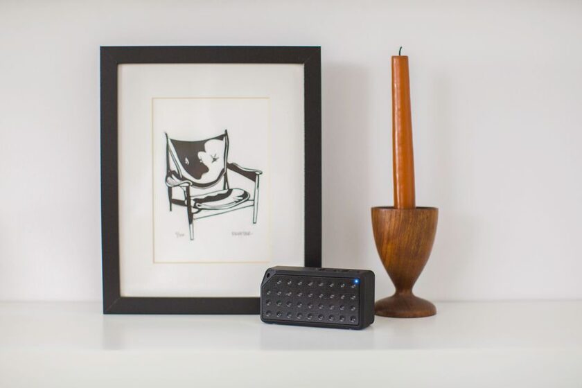 TV Speaker, barre courte axée sur la voix Bose